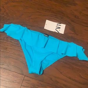 Ruffle bikini bottom